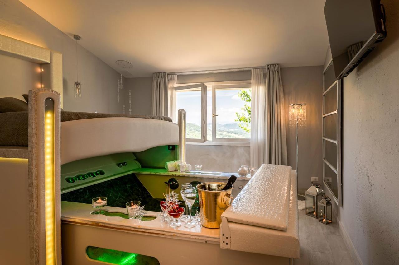 Hotel Butterfly - Il Nido D'Amore Bologna Monzuno Exteriör bild