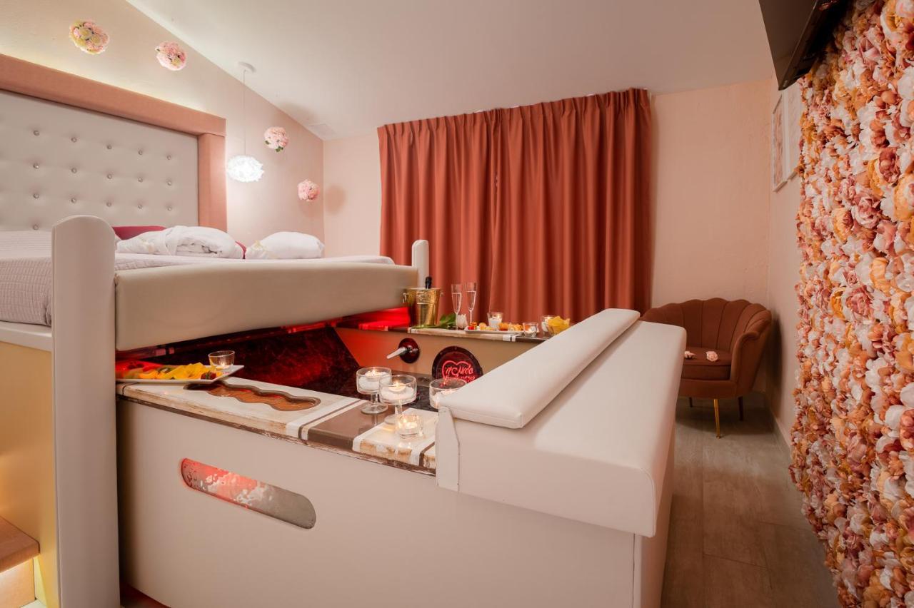 Hotel Butterfly - Il Nido D'Amore Bologna Monzuno Exteriör bild
